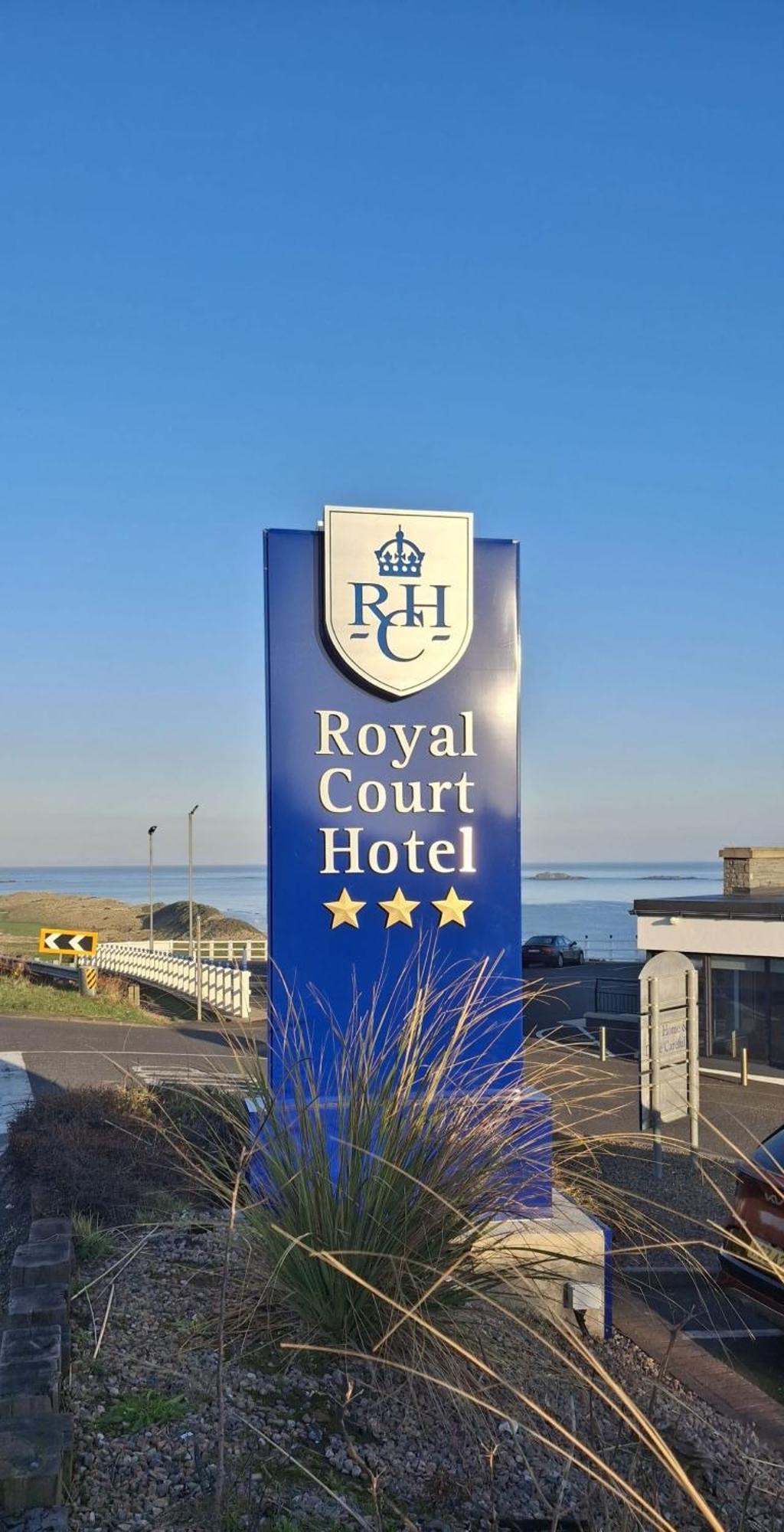 Royal Court Hotel 3*